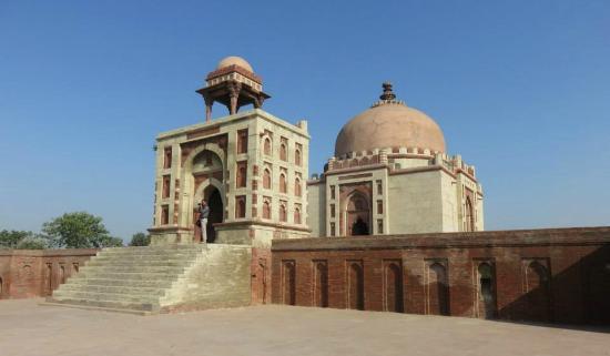 Tomb of Khwaza Khizr